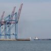 Україна та Грузія відновили поромне сполучення! A cargo vessel leaves a port in the Black Sea in Odesa