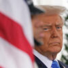 «Меле дурниці»: співробітники Трампа розповіли про роботу із президентом Трампа news_1743184692_67e6e3346bab5